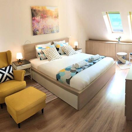 Unique Luxurious Jacuzzi Penthouse Duplex In City Center! 2 Baths! Free Parking! Софія Екстер'єр фото