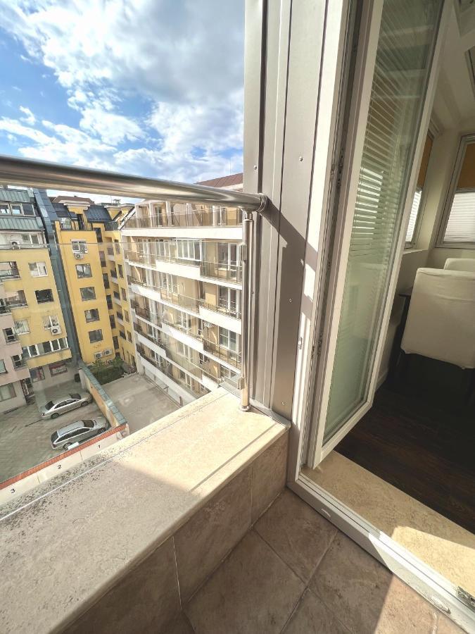 Unique Luxurious Jacuzzi Penthouse Duplex In City Center! 2 Baths! Free Parking! Софія Екстер'єр фото