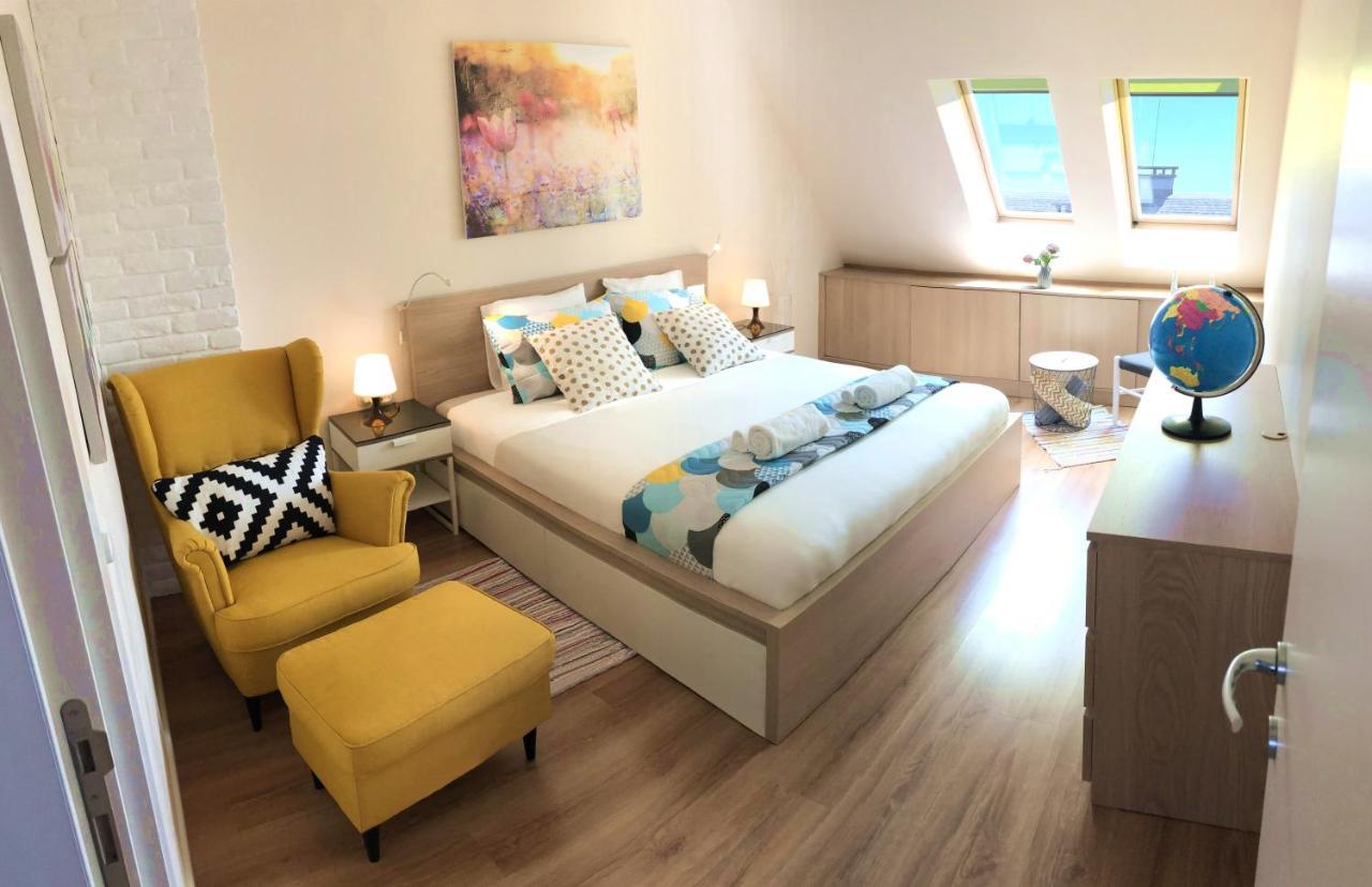 Unique Luxurious Jacuzzi Penthouse Duplex In City Center! 2 Baths! Free Parking! Софія Екстер'єр фото